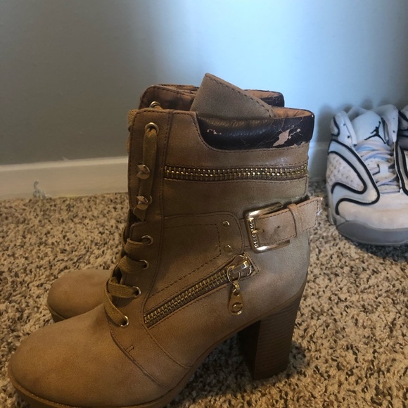 High Heel Boots - Picture 2 of 3